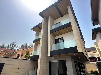 Beautiful Luxury 5-Bedroom Fully Detached House with BQ — Banana Island, Ikoyi, Lagos