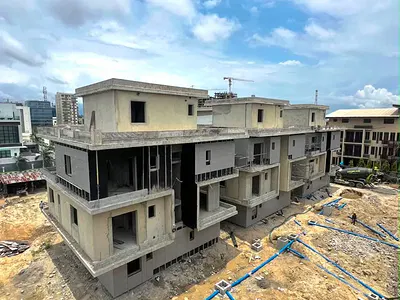 Beautiful 5-Bedroom Fully Detached House with BQ — Banana Island, Ikoyi, Lagos