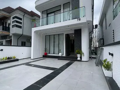 Beautiful Luxury 5 Bedroom Fully Detached Duplex with BQ — VGC, Lekki, Lagos