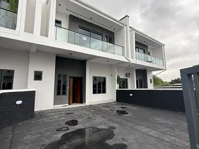 4 Bedroom Terraced Duplex — Victoria Garden Estate 🏡, Lekki, Lagos