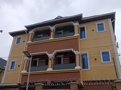 Roomself Con — Adebiyi St, Shomolu, Lagos