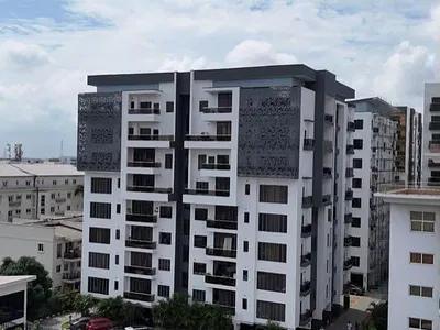 4-Bedroom Serviced Apartment with Elevator, Pool & Gym — Ikoyi, Lagos