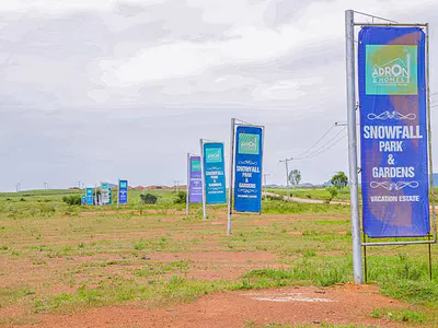 Land — Snowfall Park and Garden Estate, Jos South, Plateau