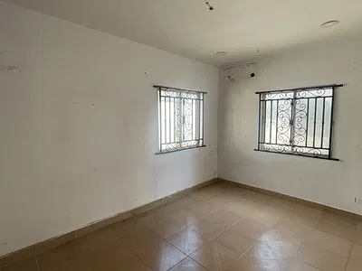 Spacious 1 Bedroom Apartment — Oluwole Street, Lekki Phase 1, Lekki, Lagos