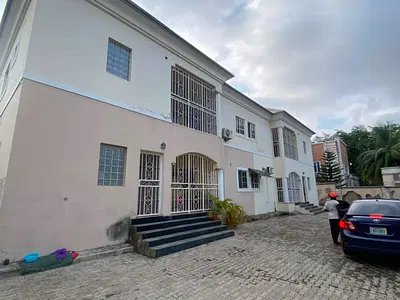 2 Bedroom Apartment, En-Suite — Gwarinpa, Abuja
