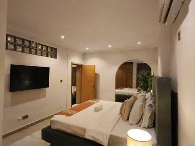 1 Bedroom Mini Flat, Serviced — Lekki, Lagos