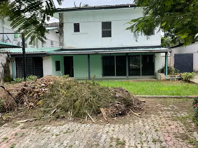 Well Maintained and Spacious 5 Bedroom Detached Duplex — Bourdillon Road, Ikoyi, Lagos