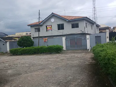 5 Bedroom Semi-Detached Duplex — Magodo Phase 2, Magodo, Lagos