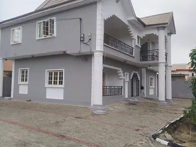 Spacious 3 Bedroom Flat — United Estate, Sangotedo, Ajah, Lagos