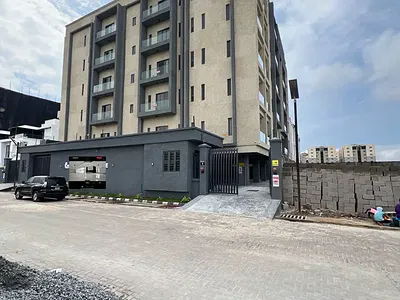 1 Bedroom Apartment + Pool, Elevator, Gym — Lekki, Lagos