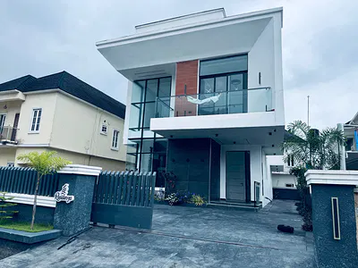 5 Bedroom Luxury Mansion with Modern Finishing — Lekki, Lagos