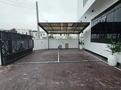 Contemporary 5 Bedroom Fully Detached Duplex with BQ & Swimming Pool — Orchid Road, Chevron Toll Gate, Lekki, Lagos