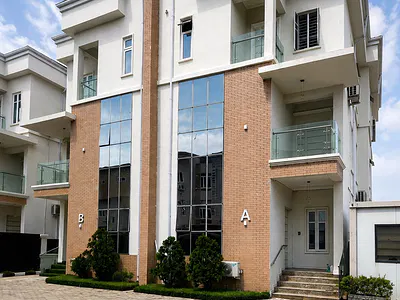 6 Bedroom Terraced Duplex, Serviced — Around Victoria Gardens Estate, Mabushi-Jahi Axis, Jahi, Abuja