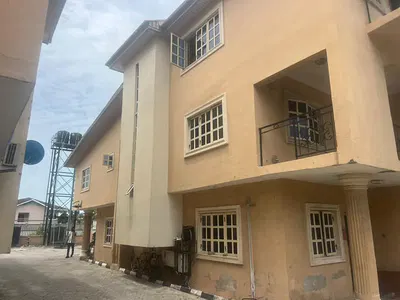6 Bedroom Detached Duplex — Lekki, Lagos