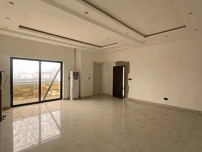 Brand -New Spacious 3 Bedroom Flat — By Petrocam Fuel Station, Elf Bus Stop, Lekki Phase 1, Lekki, Lagos