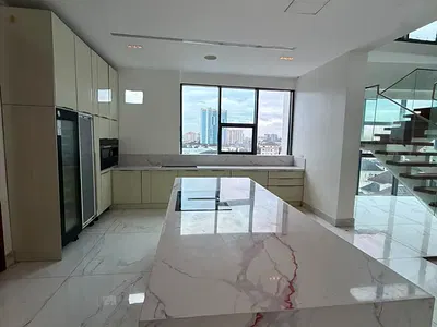 Executive 5-Bedroom Luxury Triplex Penthouse — Ikoyi, Lagos