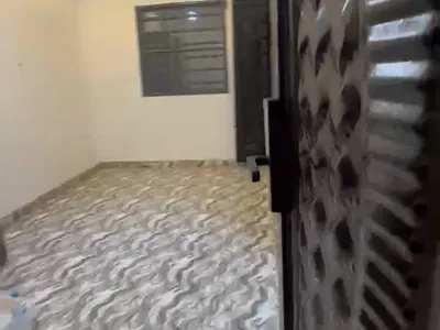 Executive Room Self-Contain — Off Morocco Road, Yaba, Lagos