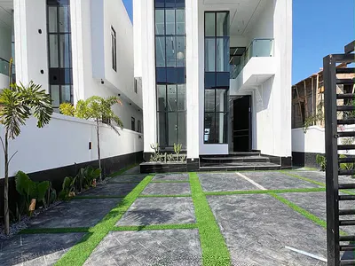 5 Bedroom Fully Detached Duplex with BQ — Lekki, Lagos
