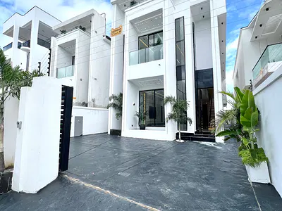 5 Bedroom Detached Duplex with Swimming Pool & BQ — Ajah, Lagos