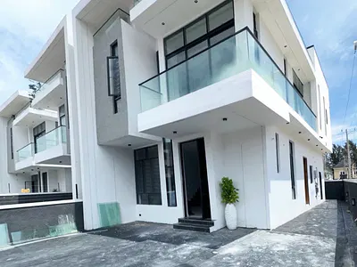 4 Bedroom Detached Duplex — Lekki, Lagos