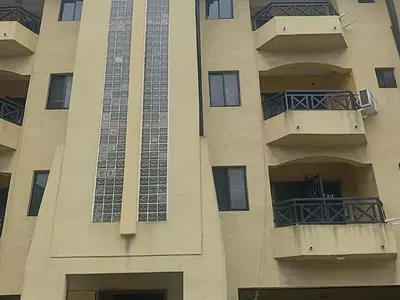 3 Bedrooms Apartment — Yaba, Lagos