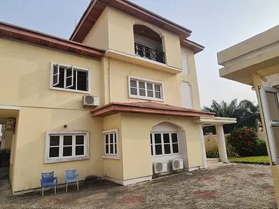Beautiful Spacious Commercial Duplex — Lekki, Lagos