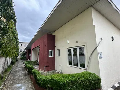 Distress Auction 3 Bedroom Terraced Bungalow — Lekki, Lagos