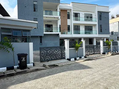 Luxury 2 & 3 Bedroom Apartments — Lekki, Lagos
