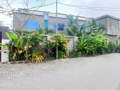 Spacious New 3 Bedroom Terraced Duplex, Swimming Pool Ocean Front — Ajah, Lagos