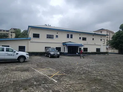 Office Building in Ikoyi — Ikoyi, Lagos