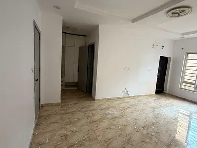 Spacious Master Bedroom Upstairs with Personal Prepaid Meter — Lekki, Lagos
