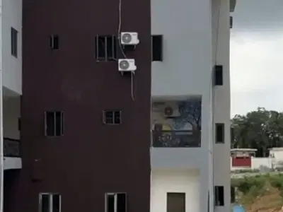 Aparthotel with 4 Studio Flats and 1 Apartment — Mabushi, Abuja
