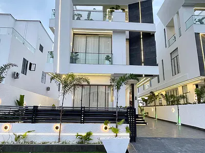 Beautiful 5 Bedroom Duplex — Osapa, Lekki, Lagos