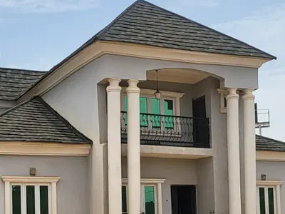 Well Built 5 Bedrooms Fully Detached Duplex with 2 Selfcontained BQ — Gwarinpa Extension Karsana, Karsana, Abuja