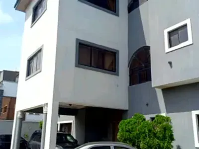 5-Bedroom Detached Duplex — Lekki, Lagos