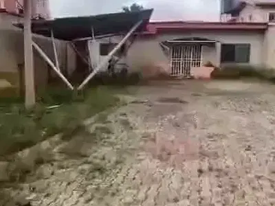 5 Bedroom Bungalow on 720SQM Land — Ikeja GRA, Ikeja, Lagos
