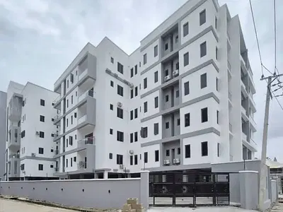 Spacious Clean 2 Bedroom Apartment with BQ — Lekki, Lagos
