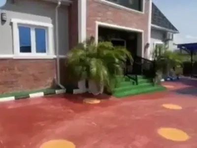 Foreign Plan 4 Bedrooms Fully Detached Duplex with 2 Living Rooms — Airport Road, Lugbe District, Abuja
