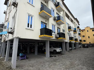 1 Mini Flat (Room & Parlor) — Alpha Beach Road, Lekki, Lagos