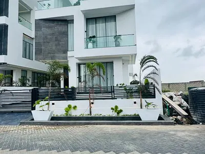 5 Bedroom Detached Duplex with Swimming Pool — Osapa, Lekki, Lagos