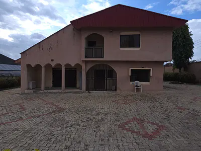 6-Bedroom Detached Duplex with 2-Room BQ — Baptist Grammar School, Lasokun–bcja Road, Ibadan, Oyo