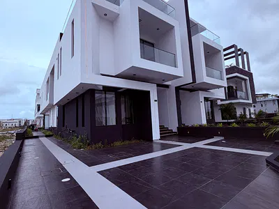 Luxury 5 Bedroom Semi Detached Duplex — Cowrie Creek Estate. Ikate, Lekki Phase 1, Lekki, Lagos