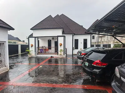 Standard 4 Bedroom Bungalow — Off Hampton Hotel Road, Asaba, Delta