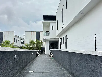An Exquisite 5 Bedroom Fully Detached Duplex with a BQ — Ajah, Lagos