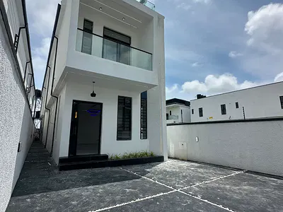 A Value Packed 5 Bedroom Fully Detached Duplex with Pool &BQ — Ajah, Lagos