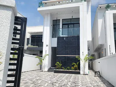 5 Bedroom Detached Duplex with BQ and Pool — Lekki, Lagos
