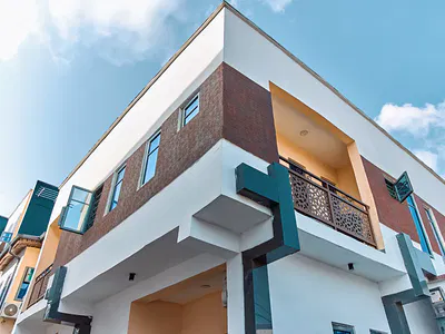 Sparkling and Captivating 1 Bedroom Flat — Amira, Yaba, Lagos
