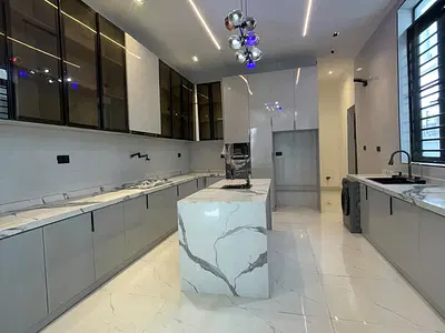 Excellently Finished 5 Bedroom Detached Home with BQ & Pool — Lekki, Lagos