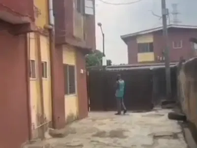 Block of 6 Flats with 3 and 2 Bedroom Units — Odubanwo STR End of Olaniyi, Abule Egba, Agege, Lagos