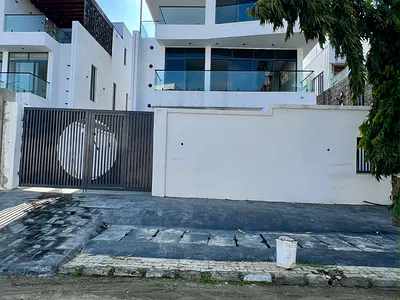 5 Bedroom Detached Duplex with Swimming Pool — Lekki Phase 1, Lekki, Lagos